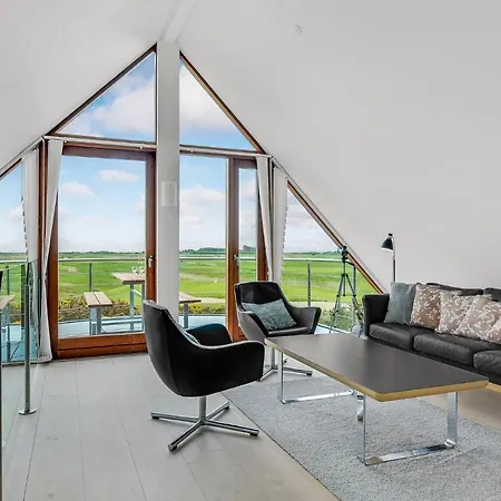 3 Bedroom Awesome In Romo Holiday home